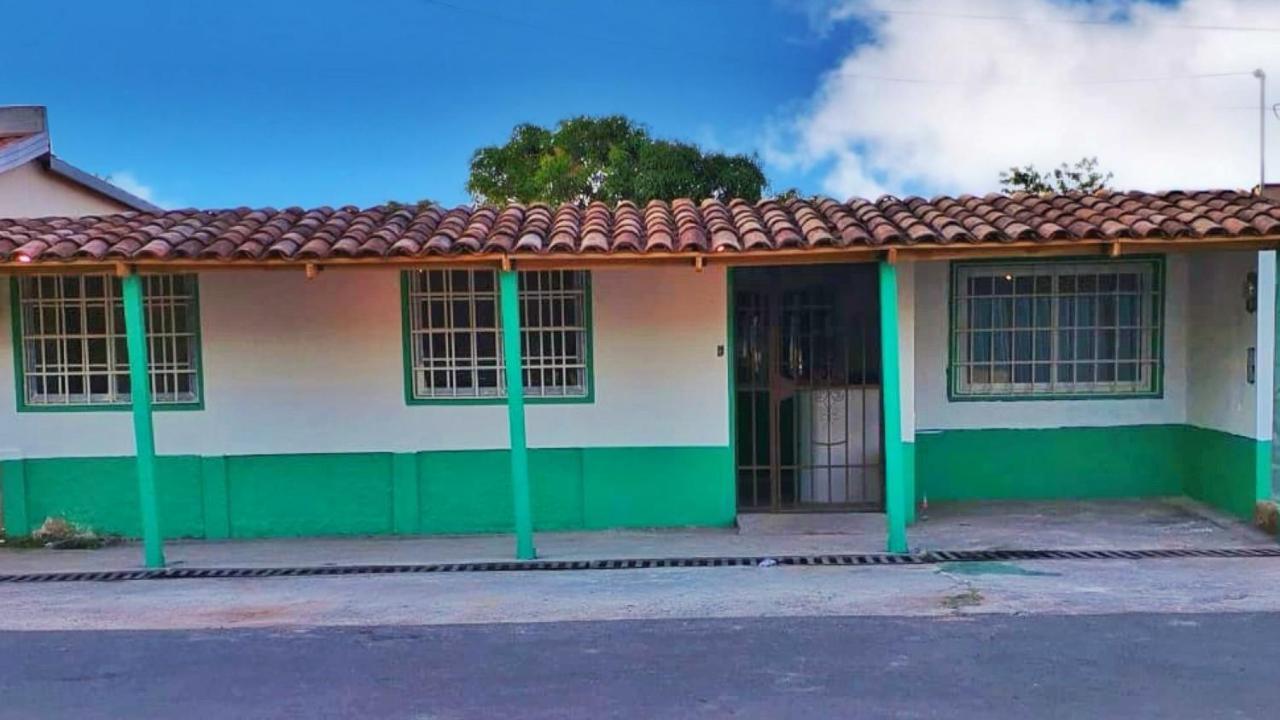 Hostel Travelers Chitré 外观 照片