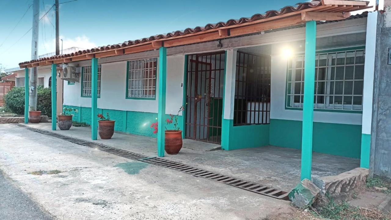 Hostel Travelers Chitré 外观 照片